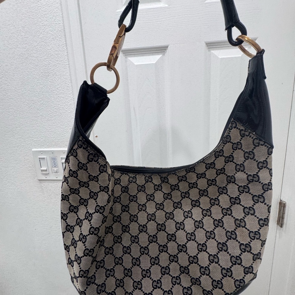 Gucci Black and Cream Hobo Bag